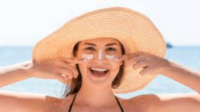 How Physical Sunscreens Keep Your Skin Healthy and Glowing