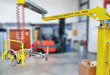 Key Factors to Consider When Choosing a Pneumatic Lifting Device