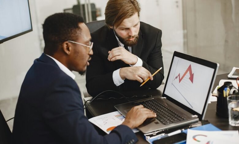 improve online presence with digital experts